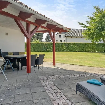 Holiday Home Skovlokken Hejls I Hejls